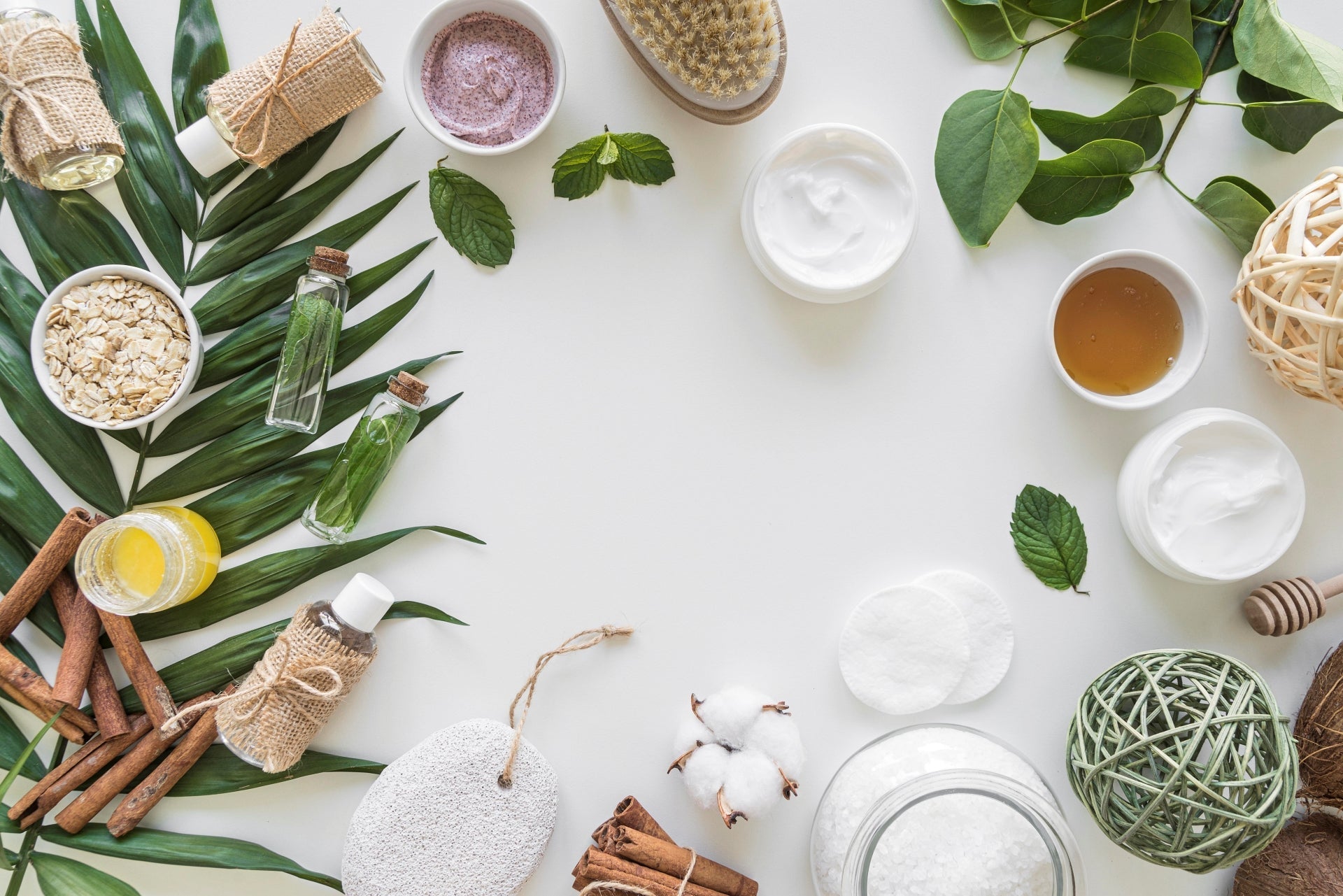 Come Possono Gli Ingredienti Naturali Aiutare la Pelle con Eczema?