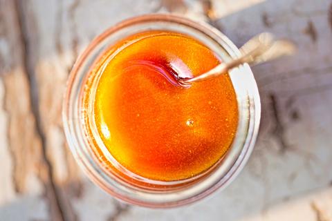Quali sono i benefici per la salute del miele di Manuka?